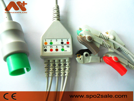 El clip compatible de 5 ventajas de Spacelabs Directo-conecta el cable de ECG